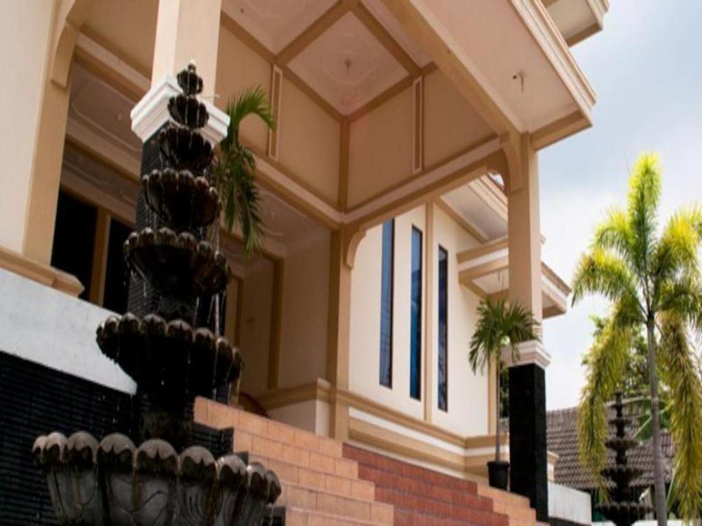 King Hotel Wates  Eksteriør billede